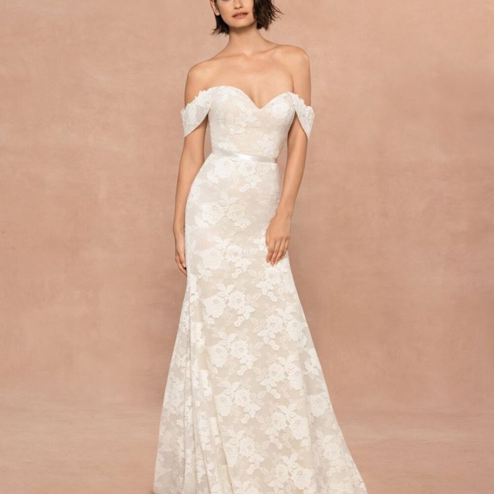 Blush by Hayley Paige Ford Wedding Gown Size 12